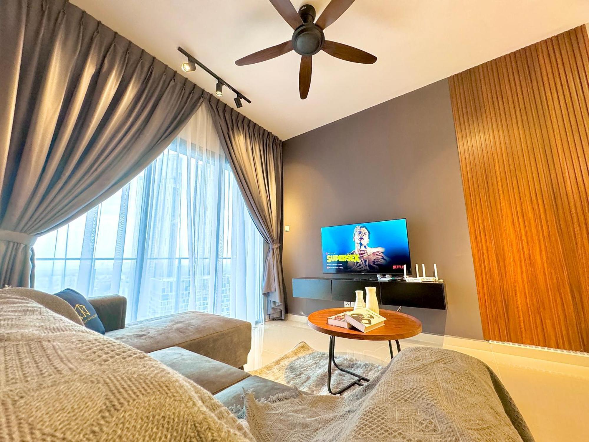 Sks Pavillion Residence Romantic Luxury Unit Jbcc Netflix Youtube Johor  Bahru, Malaysia — book Apartment, 2024 Prices